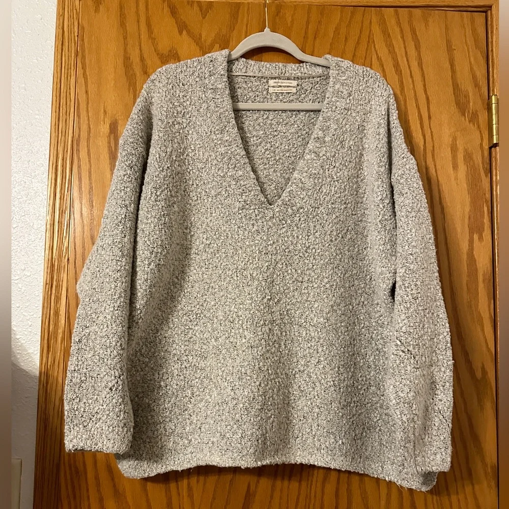 Urban Outfitters Rosie Cozy V-Neck Pullover - Size L